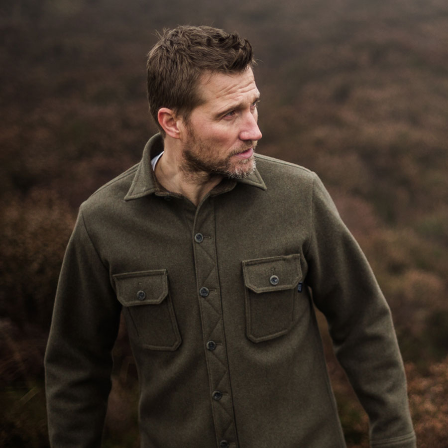 Men's heavy weight merino mountain shirt in dark sage