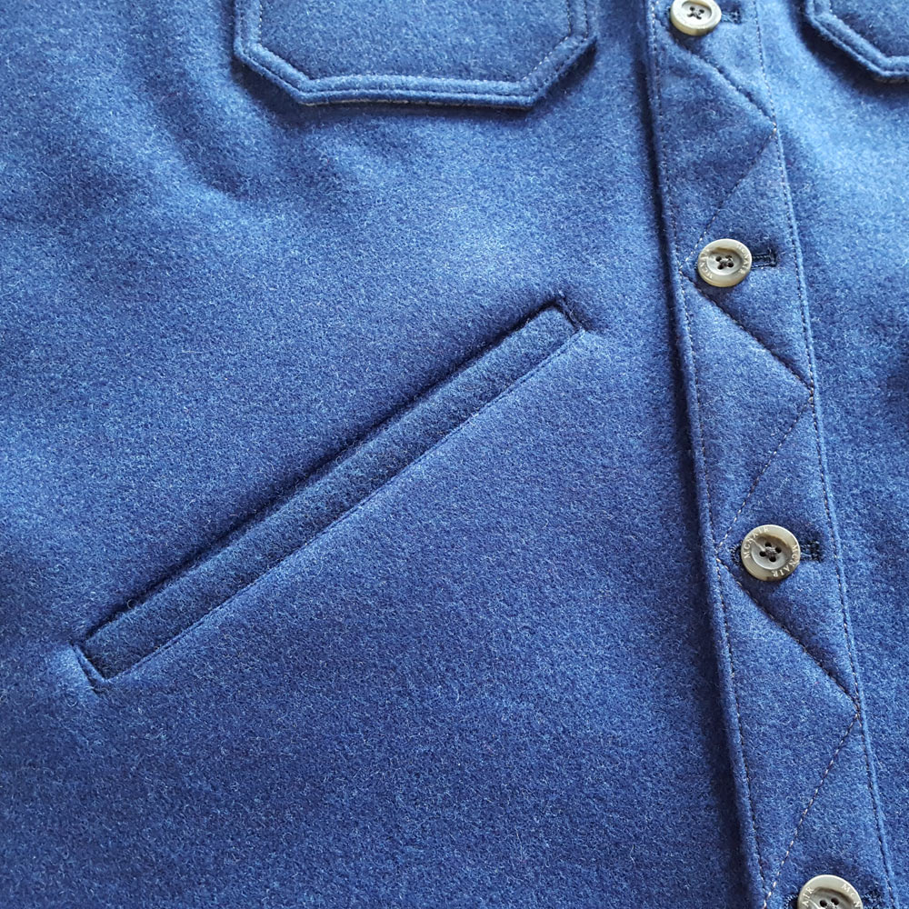 McNair four pocket merino shirt – pocket detail