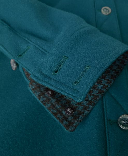 Merino shirt in Lagoon - cuff detail